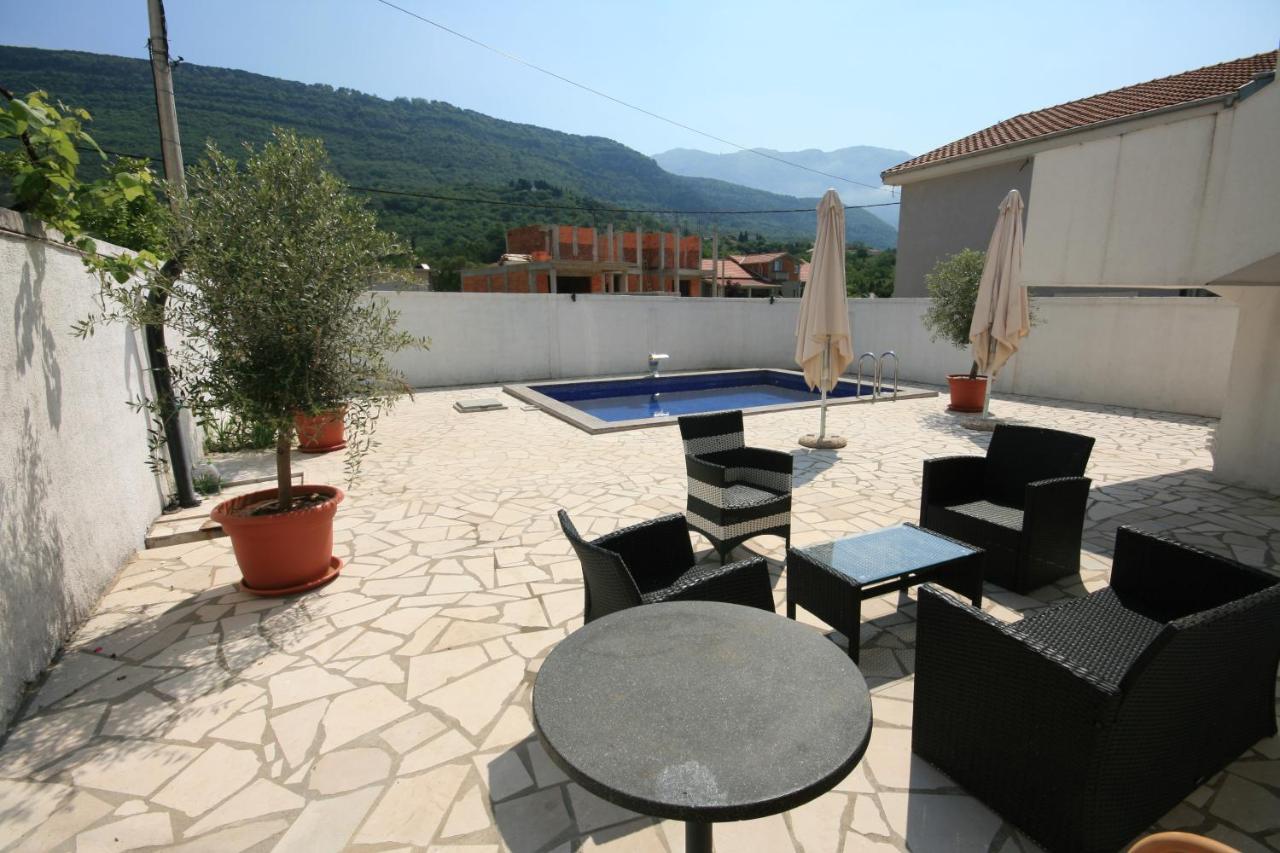 Apartmani Srdanovic Tivat Kültér fotó