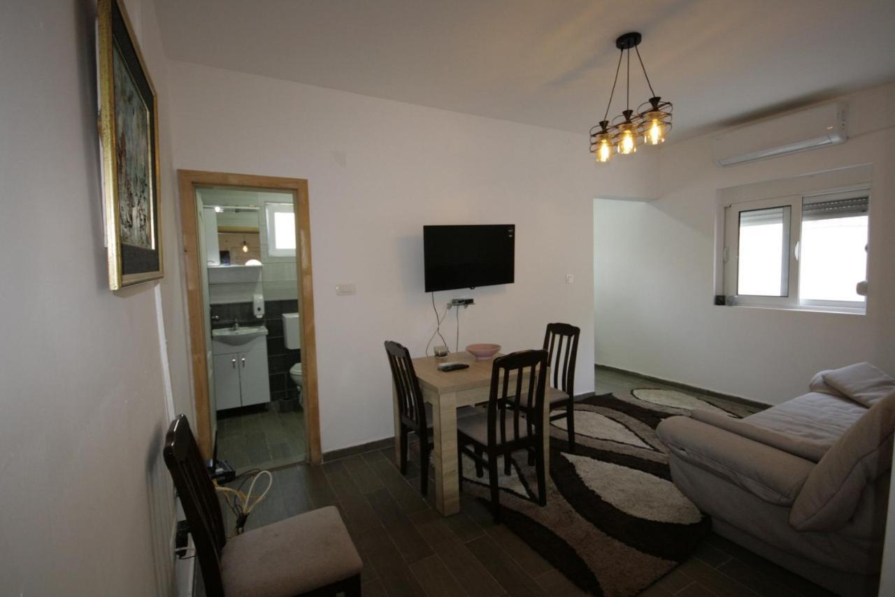 Apartmani Srdanovic Tivat Kültér fotó