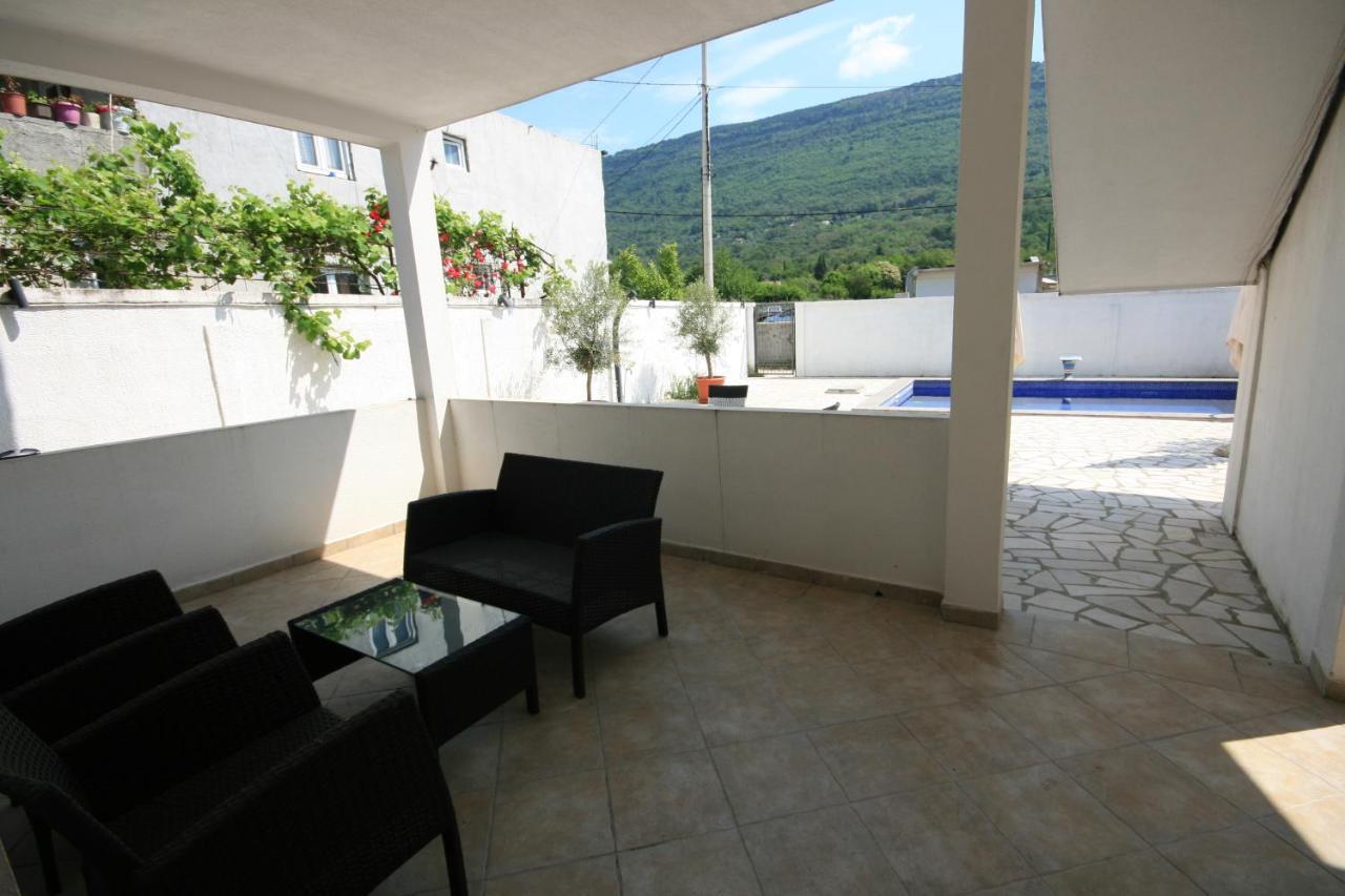 Apartmani Srdanovic Tivat Kültér fotó