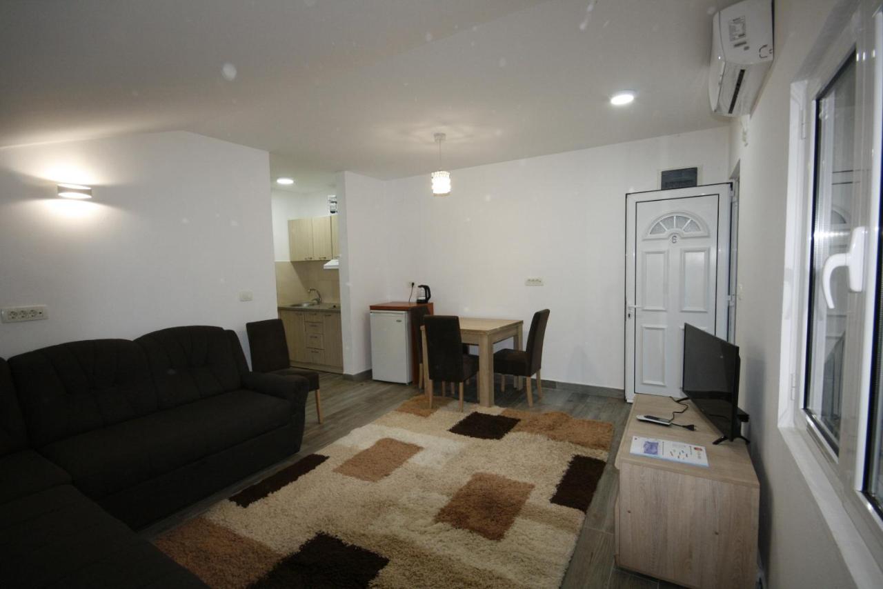 Apartmani Srdanovic Tivat Kültér fotó